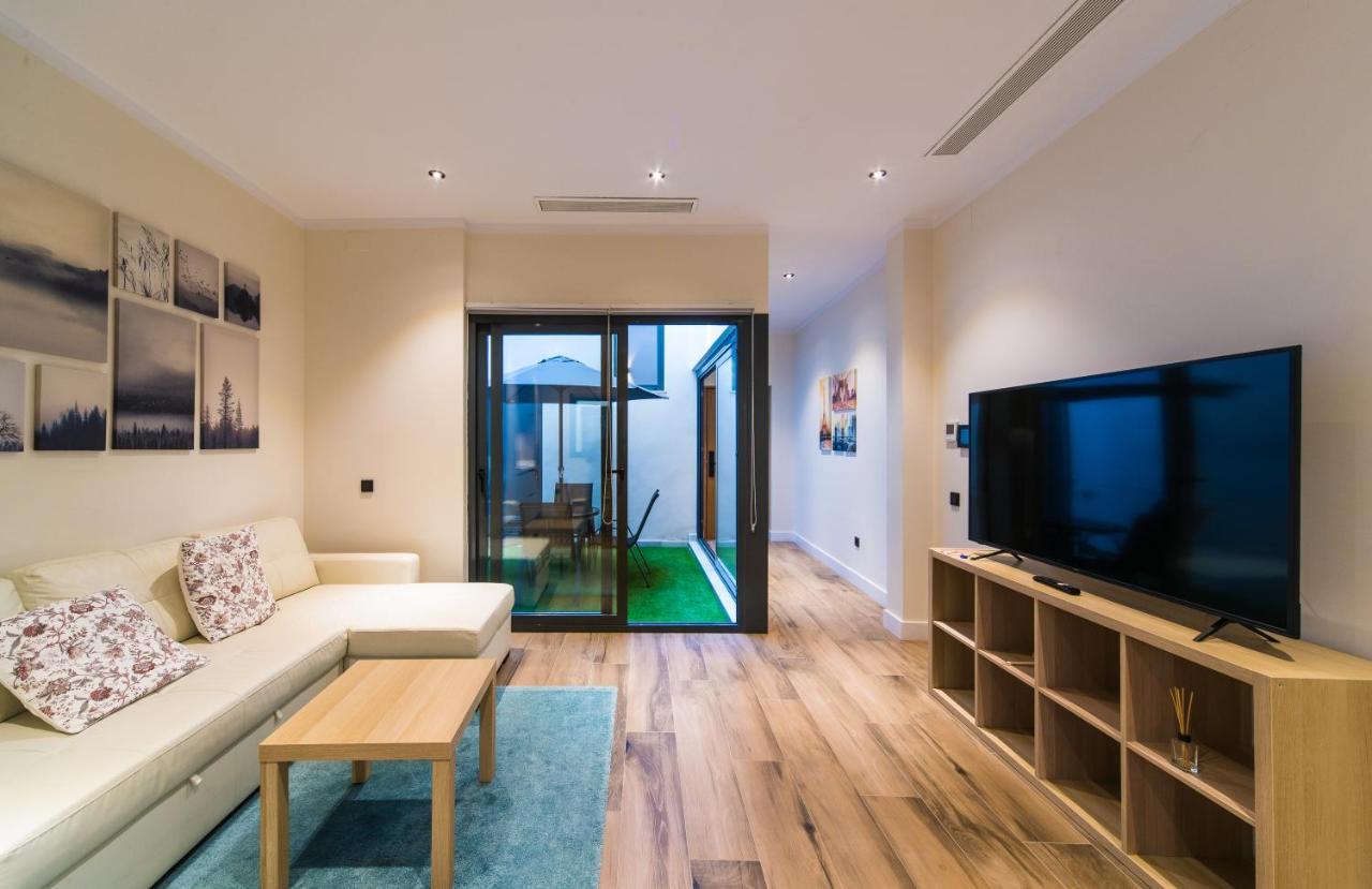 Seville Luxury Downtown Suite Exterior photo
